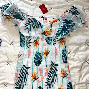 GUESS ISLAND DRESS NWT (L)